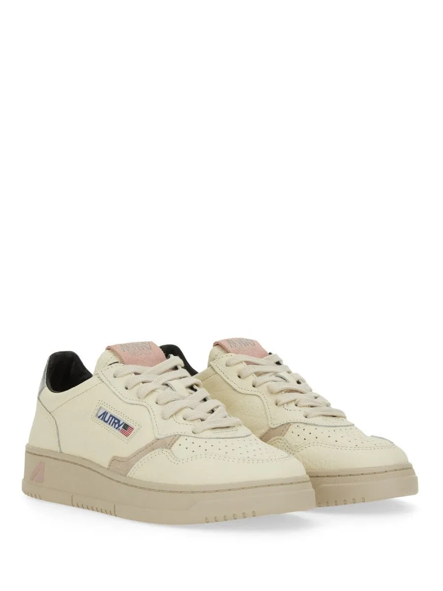 Autry MEDALIST LOW SNEAKER sold by Siebentaschen product image thumbnail 3
