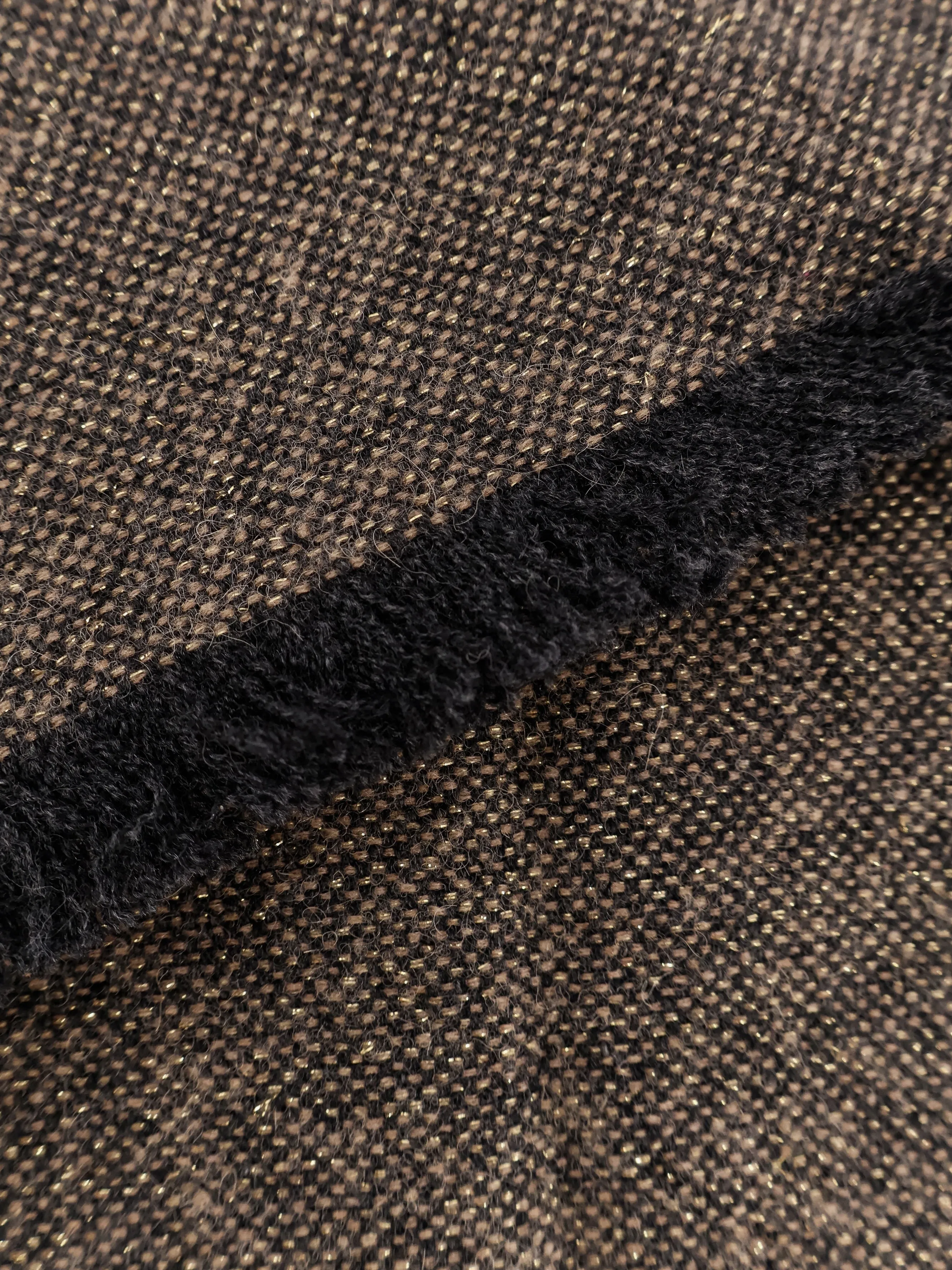 Brunello Cucinelli Cashmere blend scarf with lurex profiles sold by Siebentaschen product image thumbnail 3