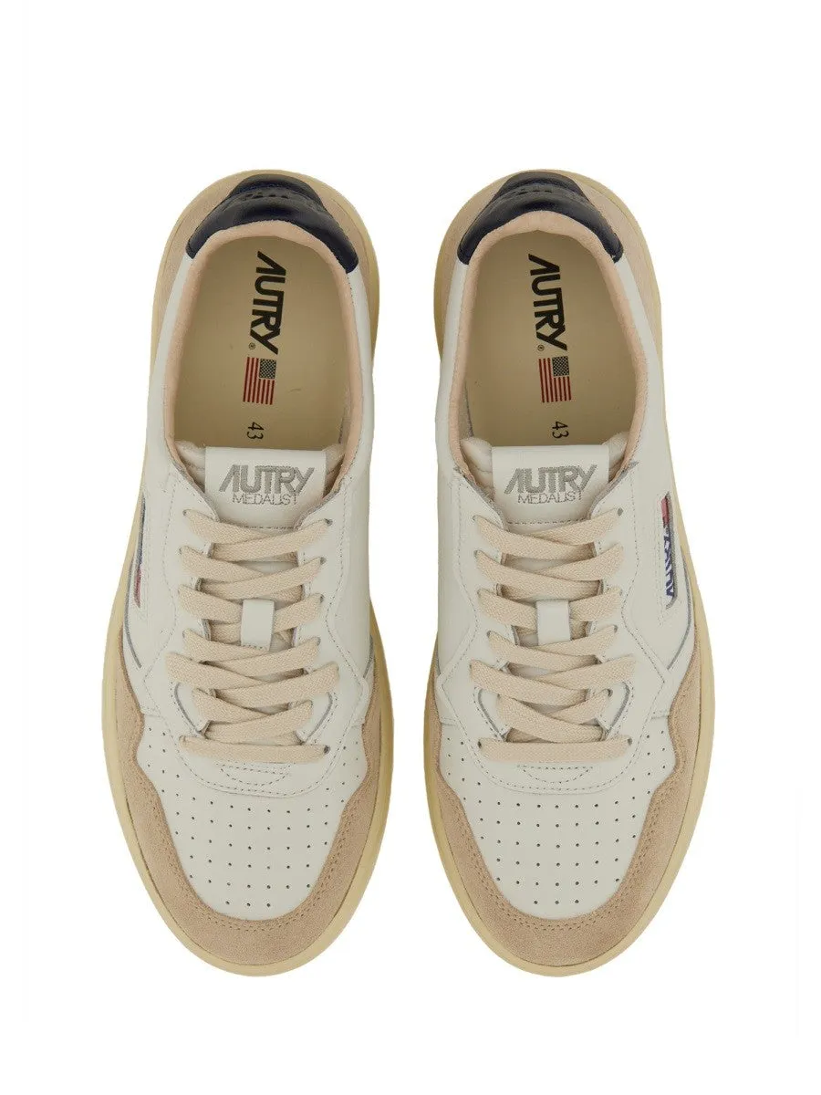 Autry SNEAKER MEDALIST LOW sold by Siebentaschen product image thumbnail 3