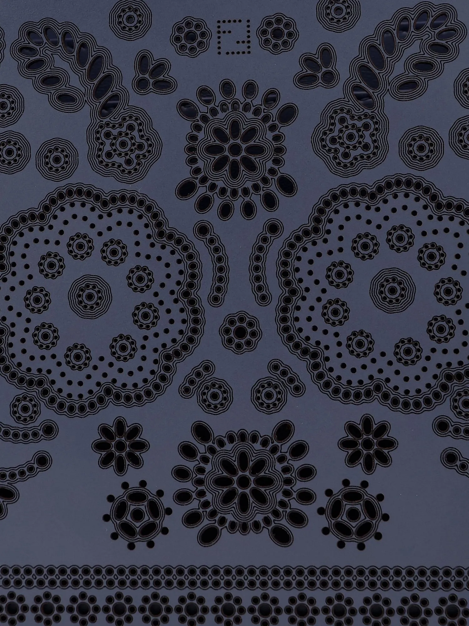 Fendi Peekaboo ISeeU Small leather shoulder bag with laser-cut Coral Bandana motif sold by Siebentaschen product image thumbnail 5