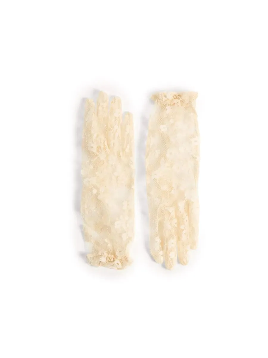 Valentino Garavani GLOVES WITH RUFFLES sold by Siebentaschen