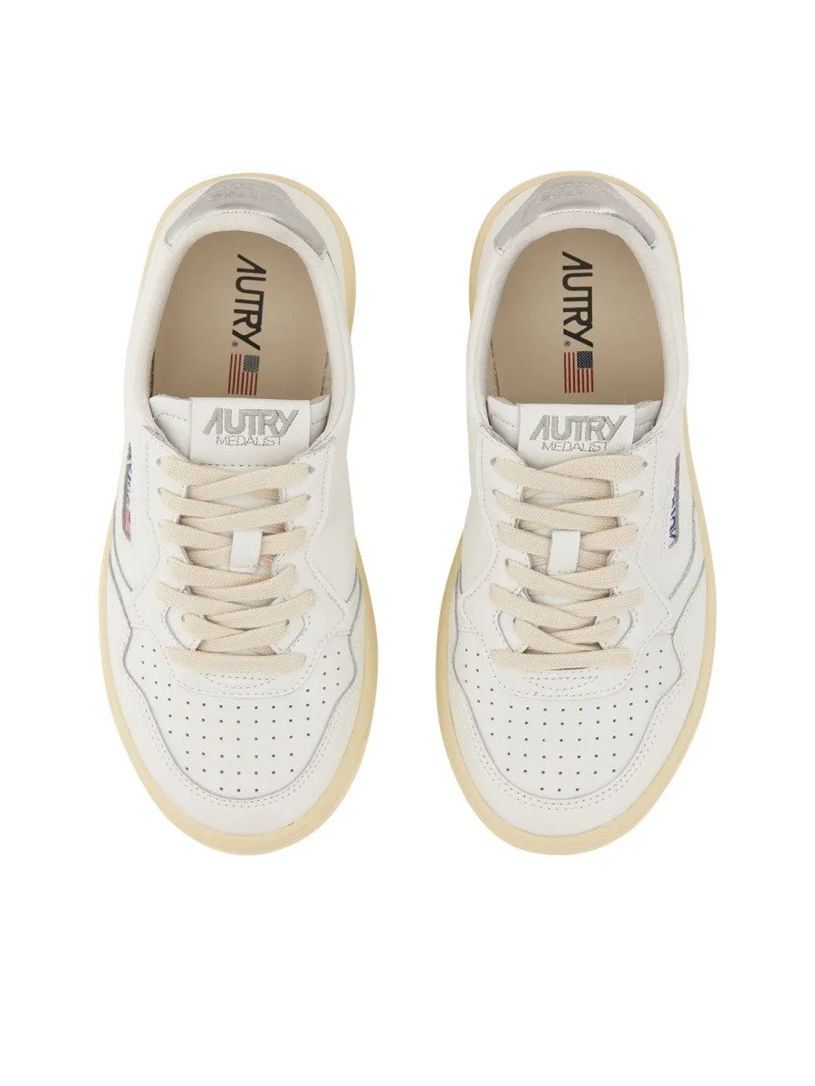 Autry MEDALIST LOW SNEAKER sold by Siebentaschen product image thumbnail 3