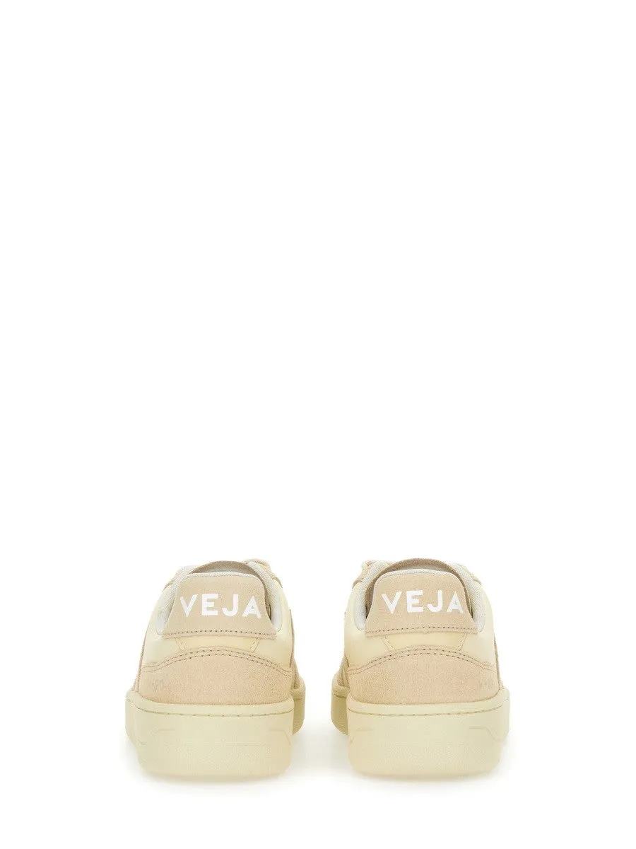 Veja SNEAKER V-90 sold by Siebentaschen product image thumbnail 3