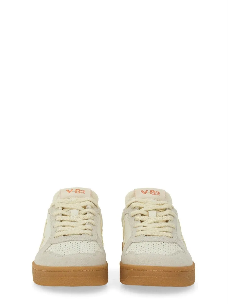 Veja SNEAKER "V-82" sold by Siebentaschen product image thumbnail 4