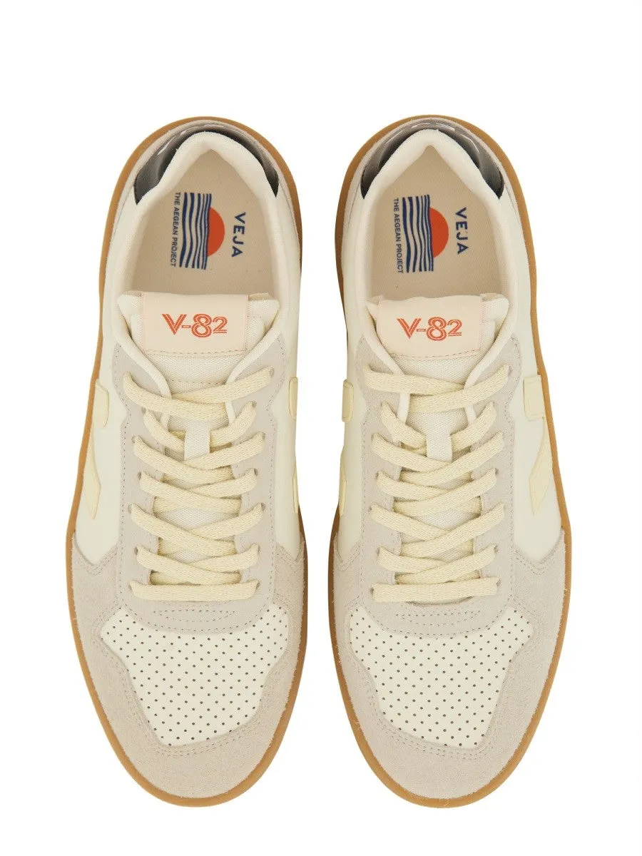 Veja SNEAKER "V-82" sold by Siebentaschen product image thumbnail 4