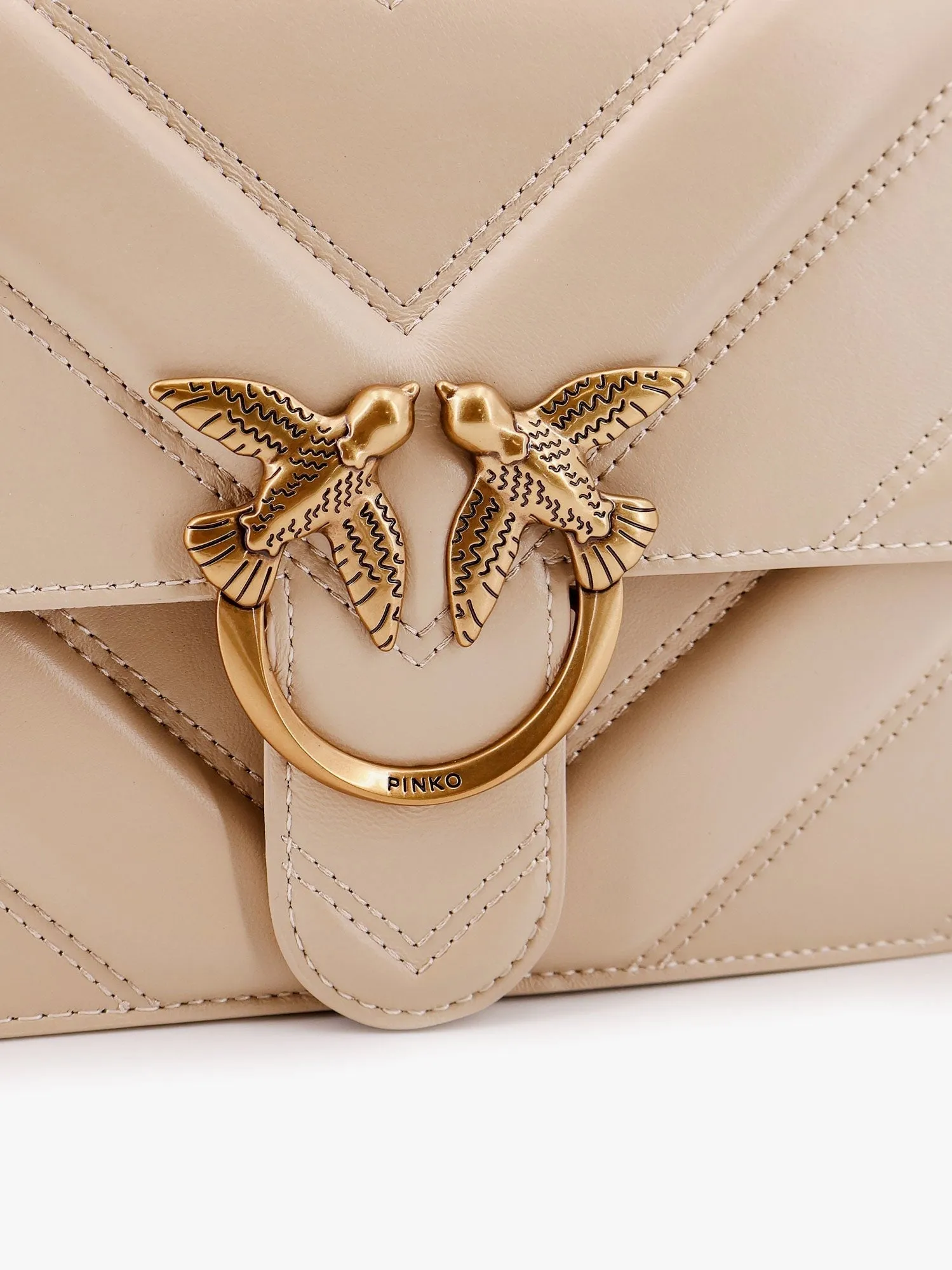 Pinko Love one classic matelassé leather shoulder bag with love birds buckle sold by Siebentaschen product image thumbnail 4