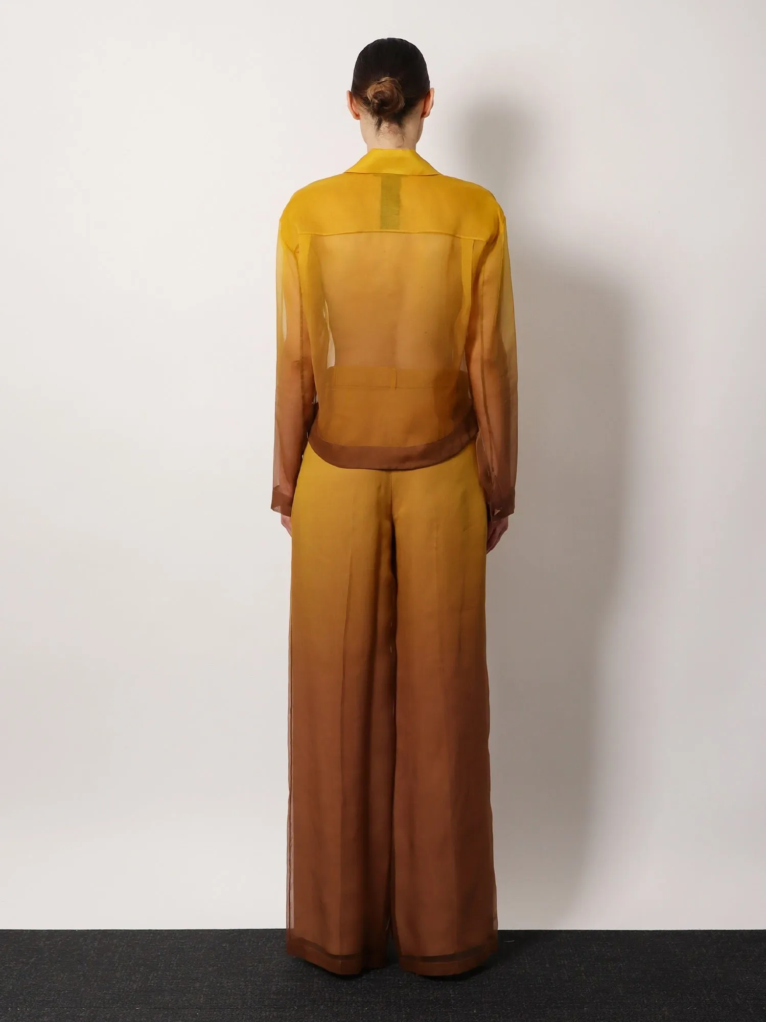 Max Mara Davina silk shirt sold by Siebentaschen product image thumbnail 2