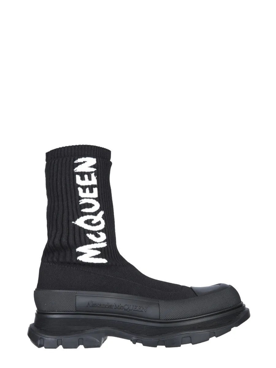Alexander Mcqueen TREAD SLICK BOOT sold by Siebentaschen