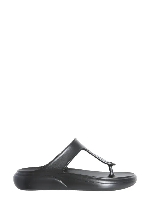 Stuart Weitzman STUFLEX T-STRAP SLIDE SANDAL made by Stuart Weitzman
