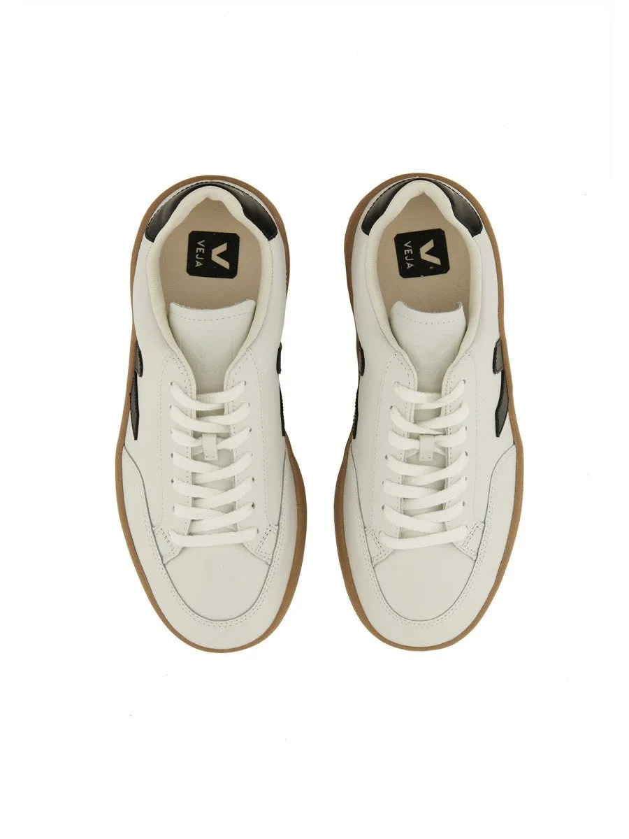 Veja SNEAKER V-12 sold by Siebentaschen product image thumbnail 2