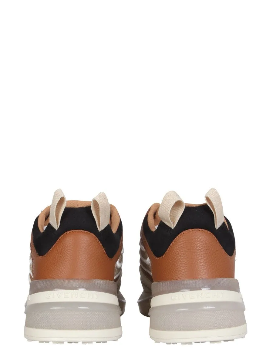 Givenchy GIV 1 RUNNER SNEAKERS sold by Siebentaschen product image thumbnail 3