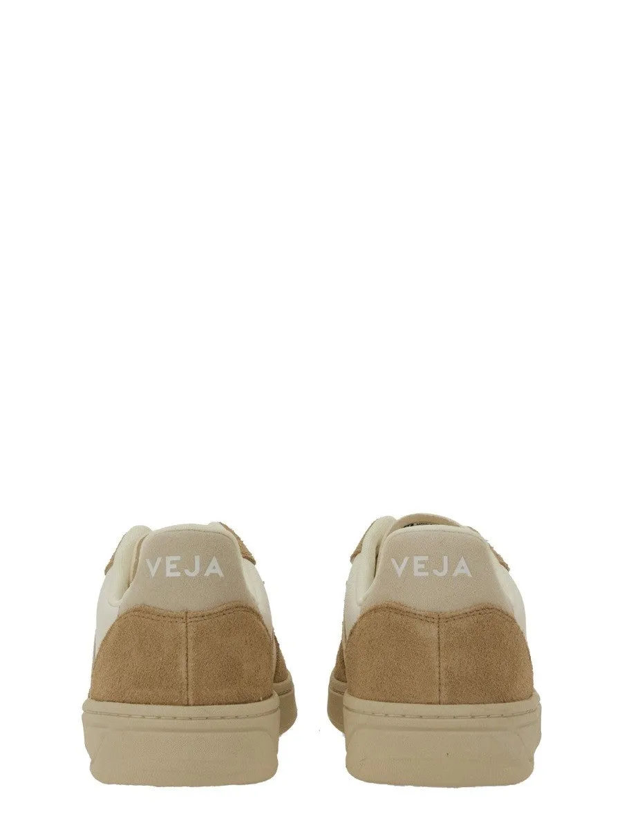 Veja SNEAKER "V-10" sold by Siebentaschen product image thumbnail 3