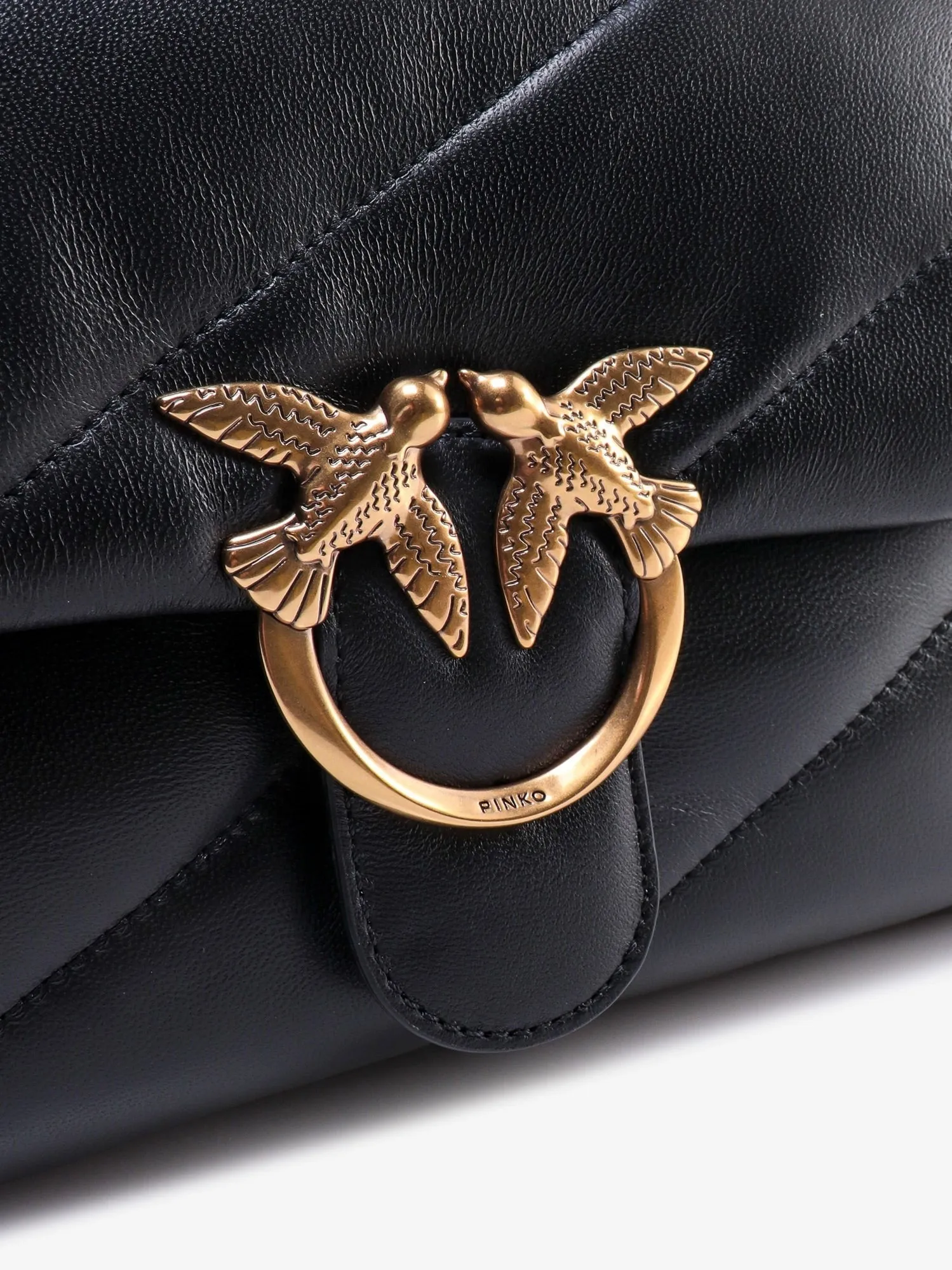 Pinko Love Puff Classic matelassé leather shoulder bag sold by Siebentaschen product image thumbnail 5