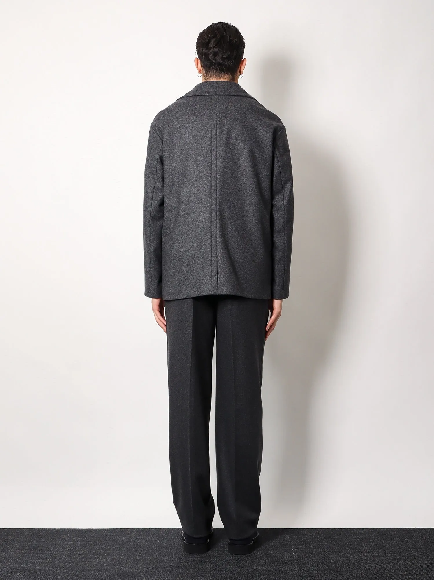 Hevo Double-breasted virgin wool blend coat sold by Siebentaschen product image thumbnail 3