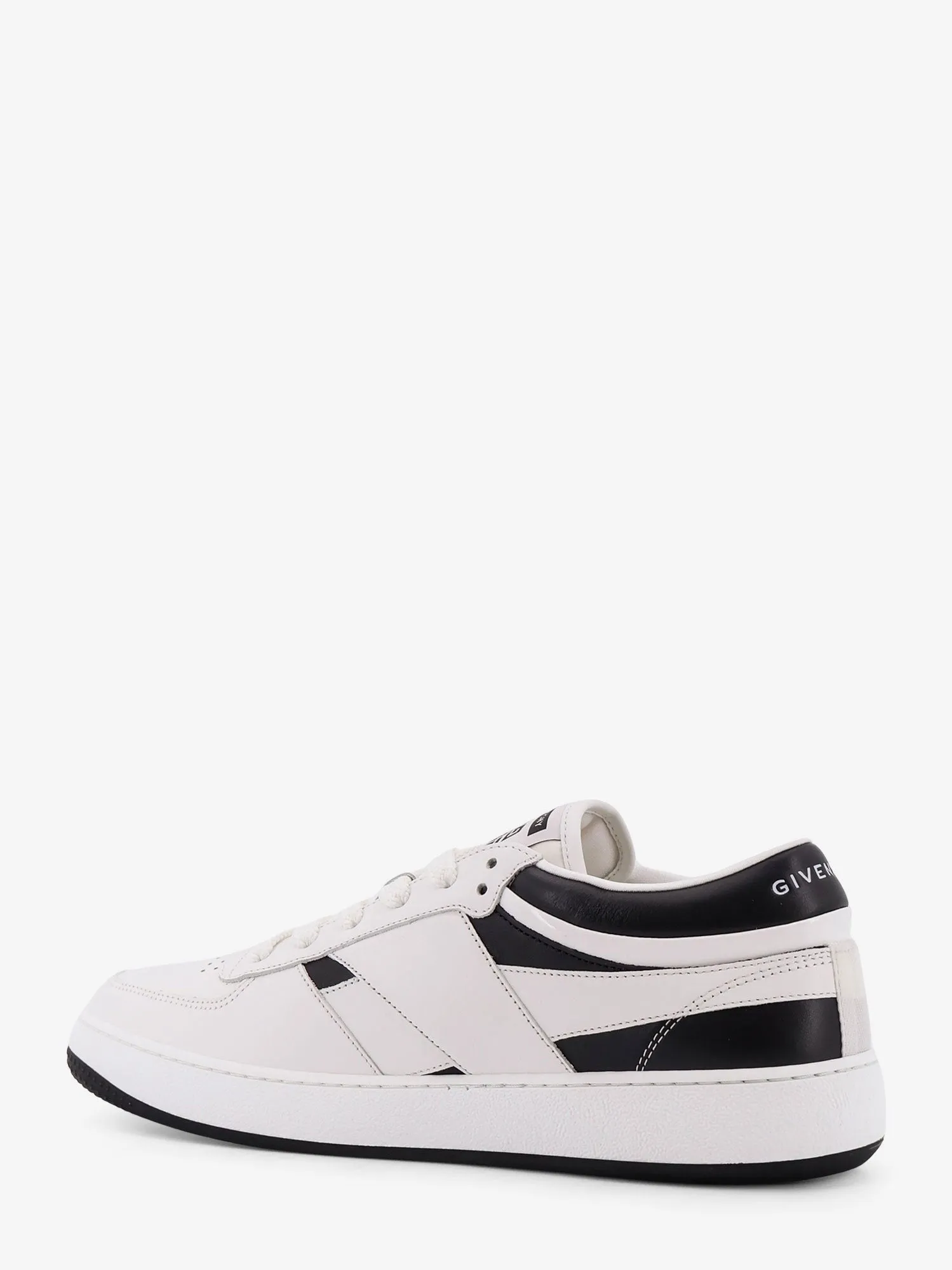 Givenchy G Move low-top leather sneakers sold by Siebentaschen product image thumbnail 3