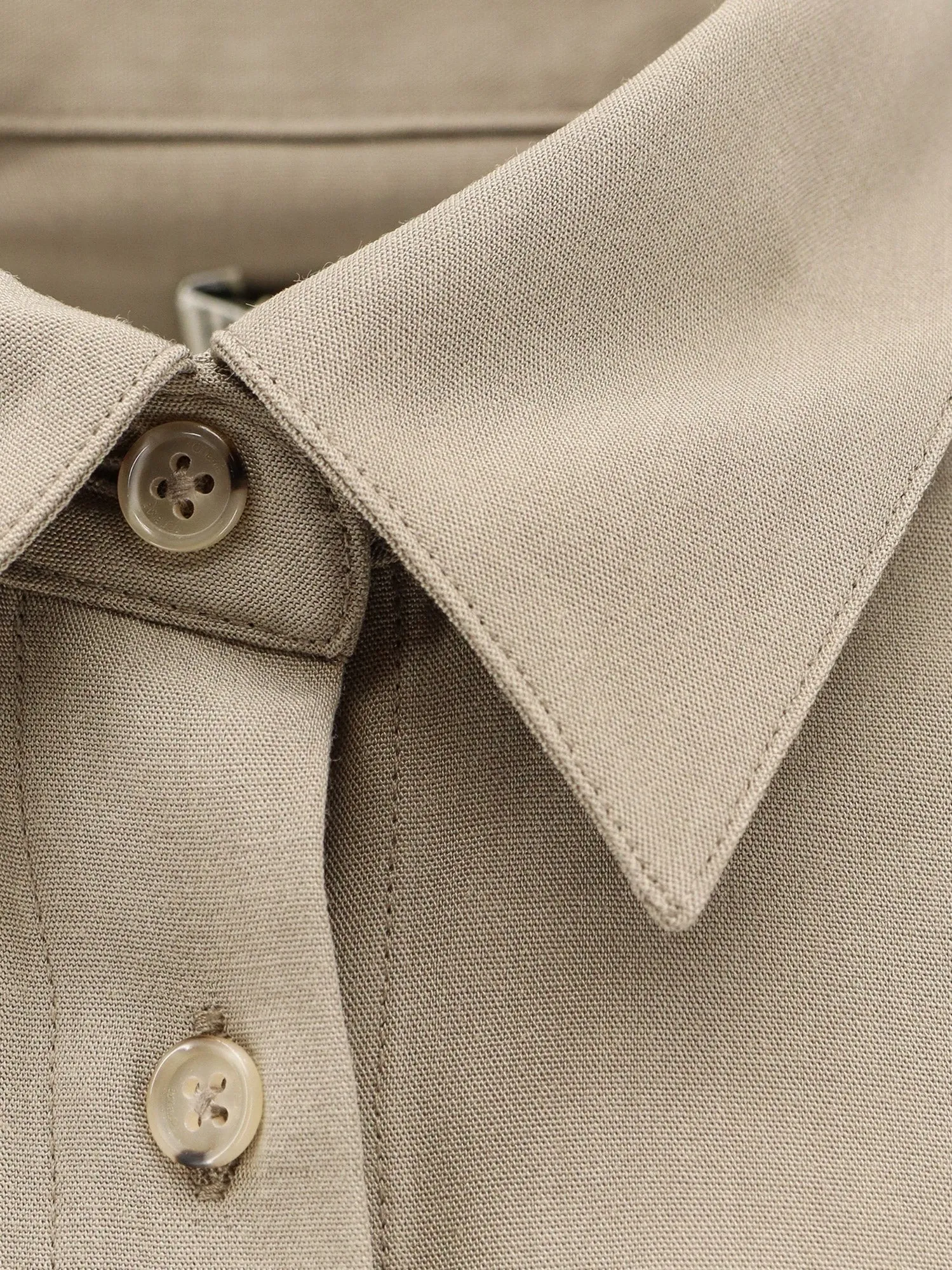 TOTEME Viscose and wool shirt sold by Siebentaschen product image thumbnail 3