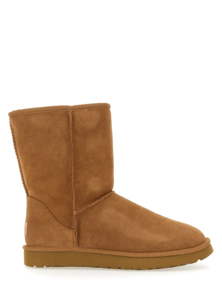 Ugg BOOT CLASSIC SHORT II sold by Siebentaschen