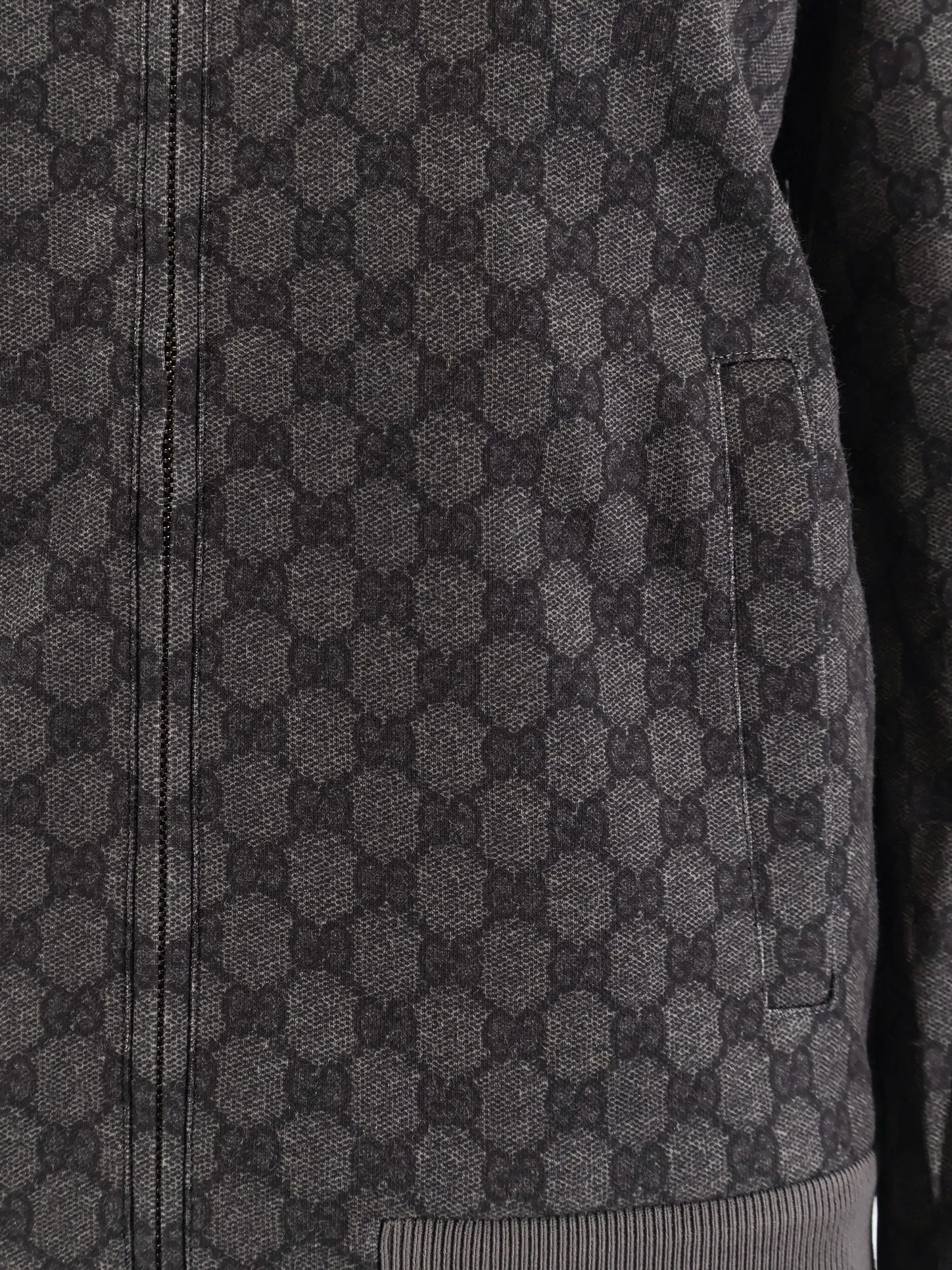 Gucci GG Supreme fabric jacket sold by Siebentaschen product image thumbnail 3