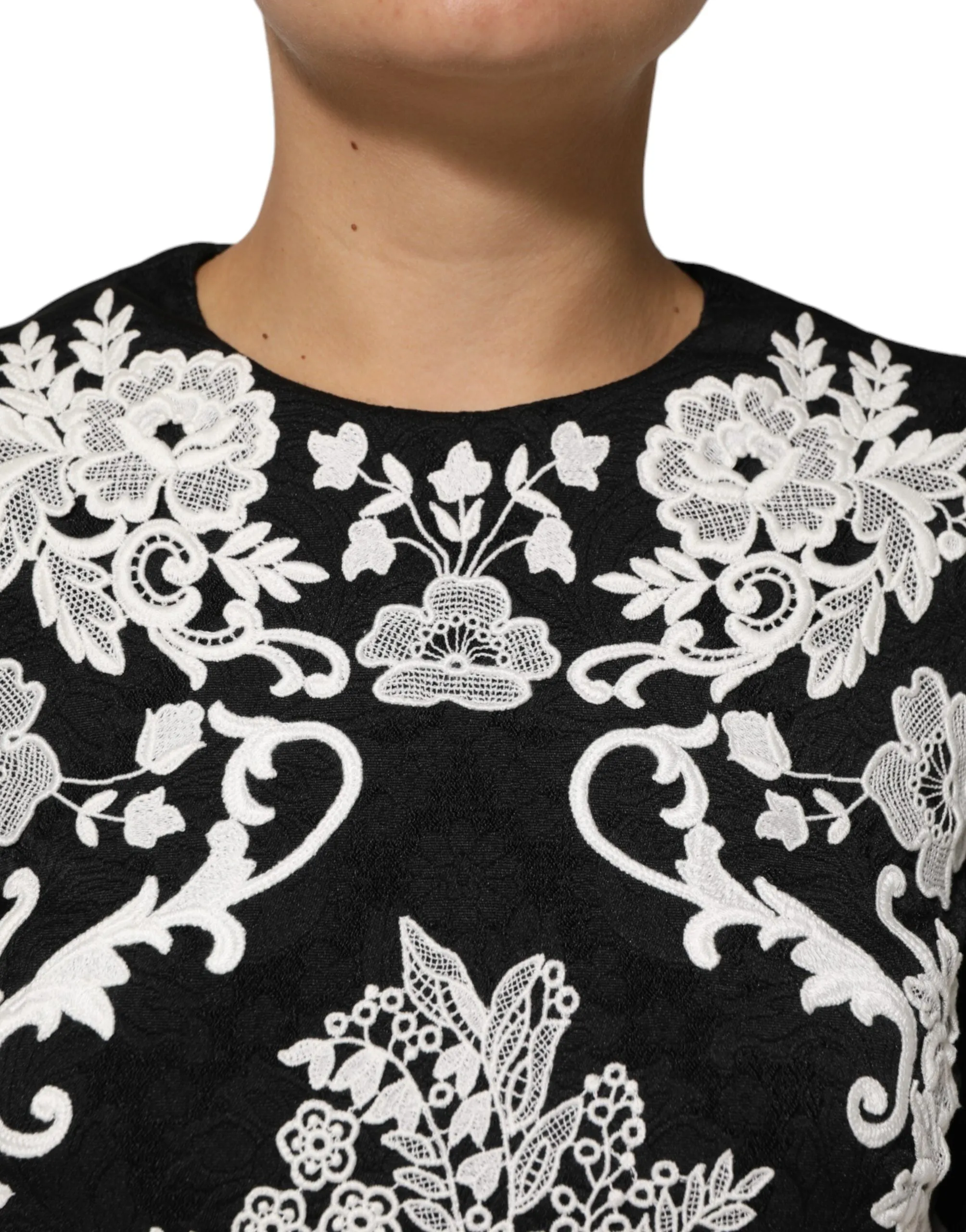 Dolce & Gabbana Black Lace Trim Short Sleeves A-line Dress sold by Siebentaschen product image thumbnail 5