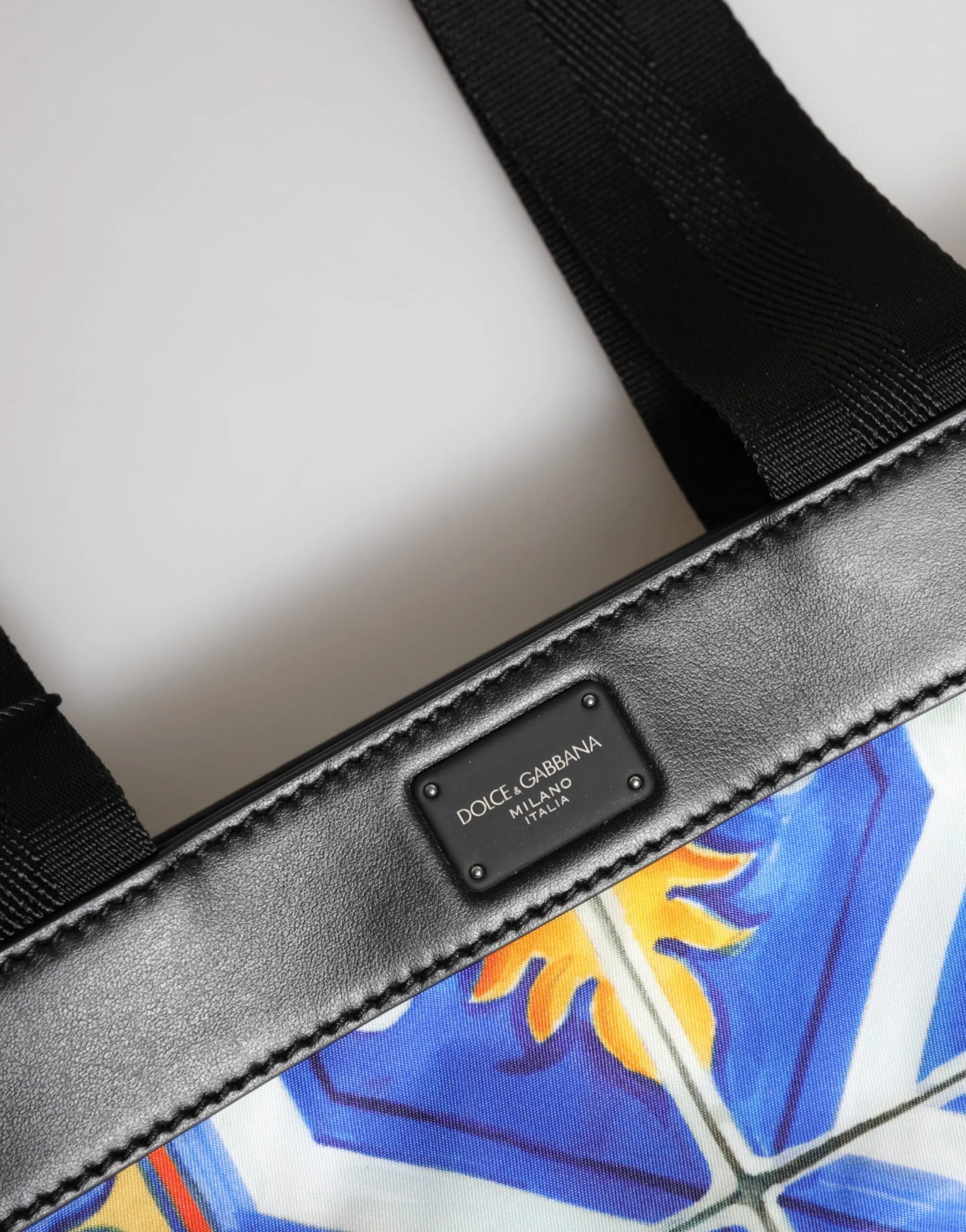 Dolce & Gabbana Multicolor Maiolica Print Tote Shoulder Strap Bag sold by Siebentaschen product image thumbnail 5