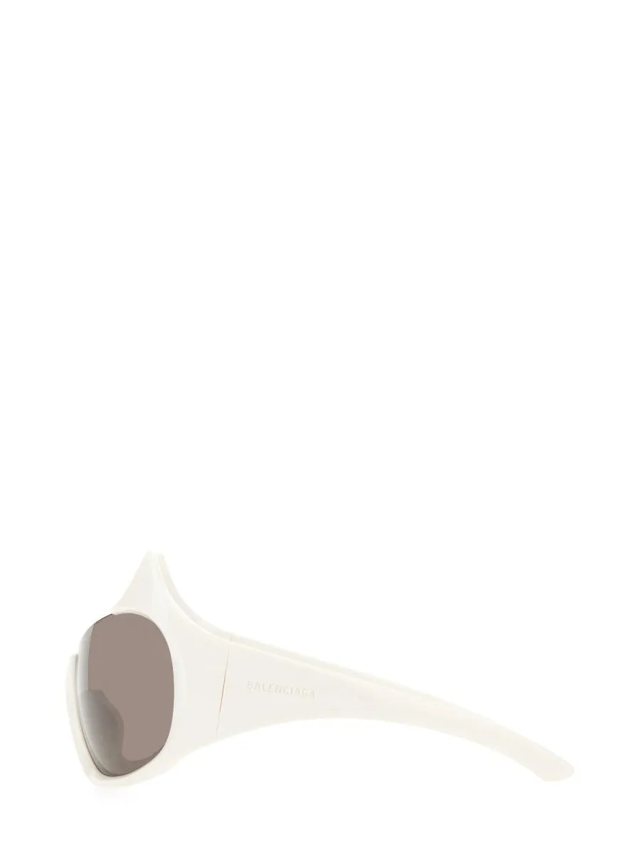 Balenciaga GOTHAM CAT SUNGLASSES sold by Siebentaschen product image thumbnail 3