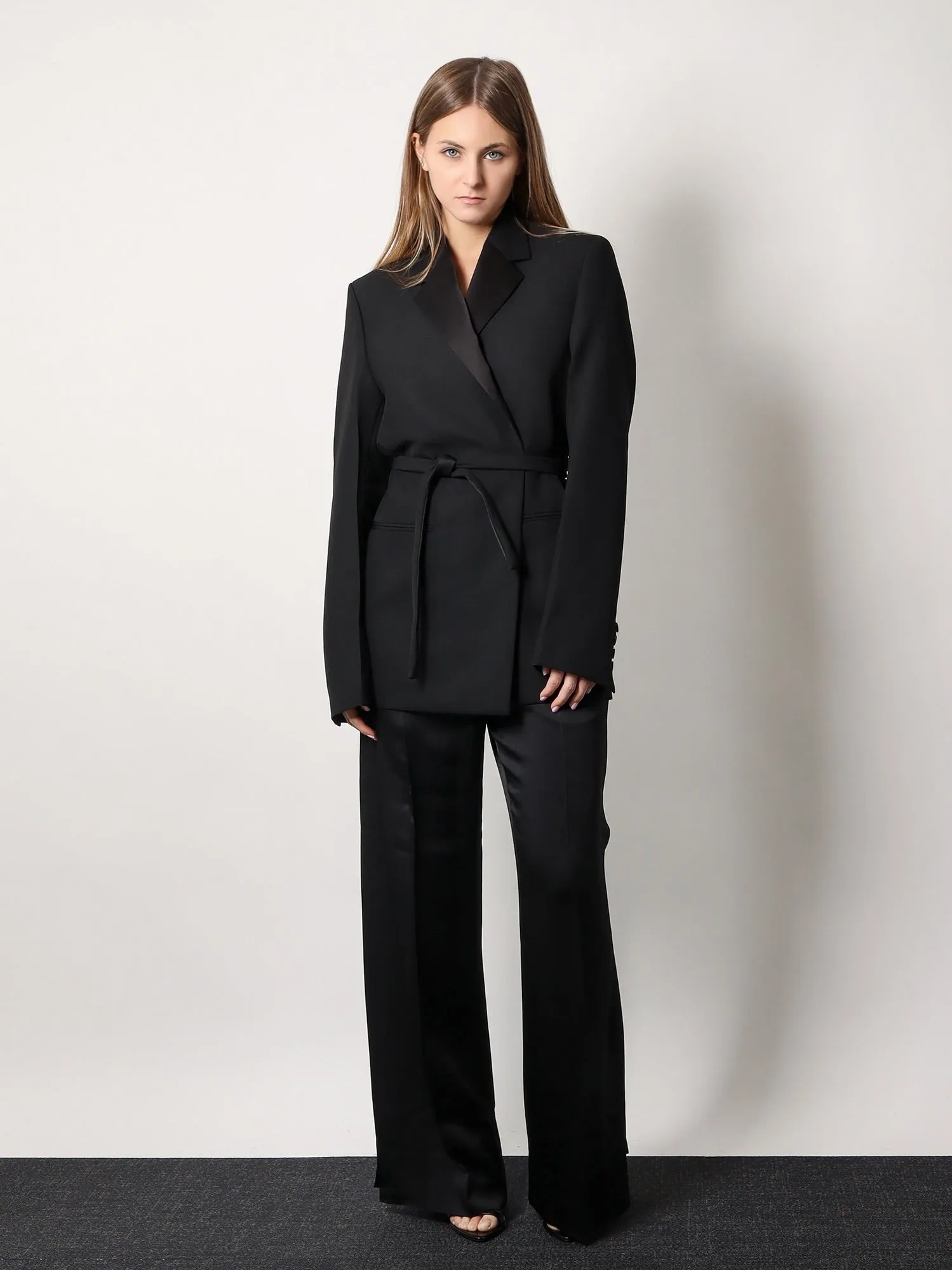 TOTEME Viscose blend trouser with slits sold by Siebentaschen product image thumbnail 2