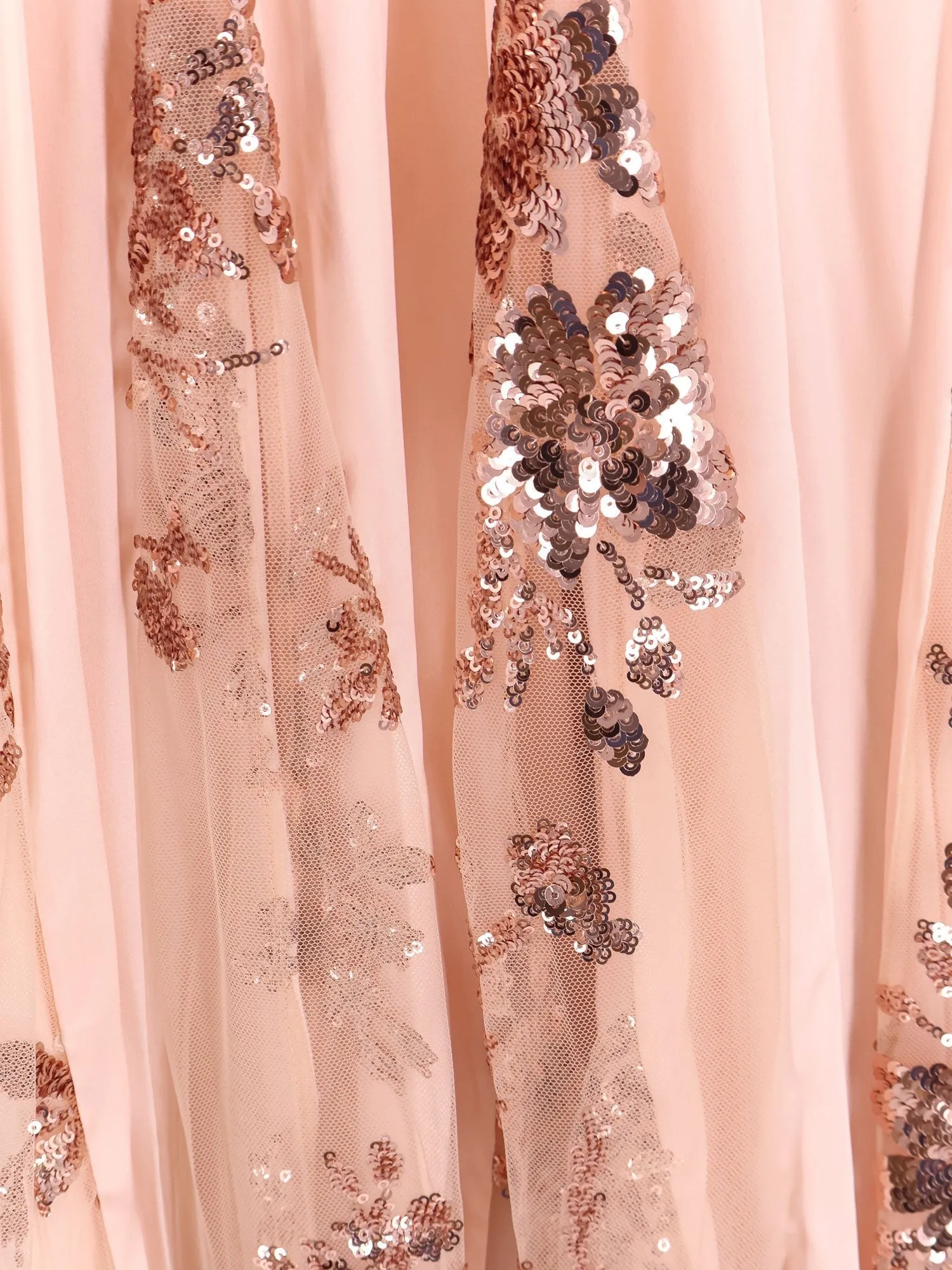 Elisabetta Franchi Red carpet dress in silk georgette fabric and embroidered lace sold by Siebentaschen product image thumbnail 3