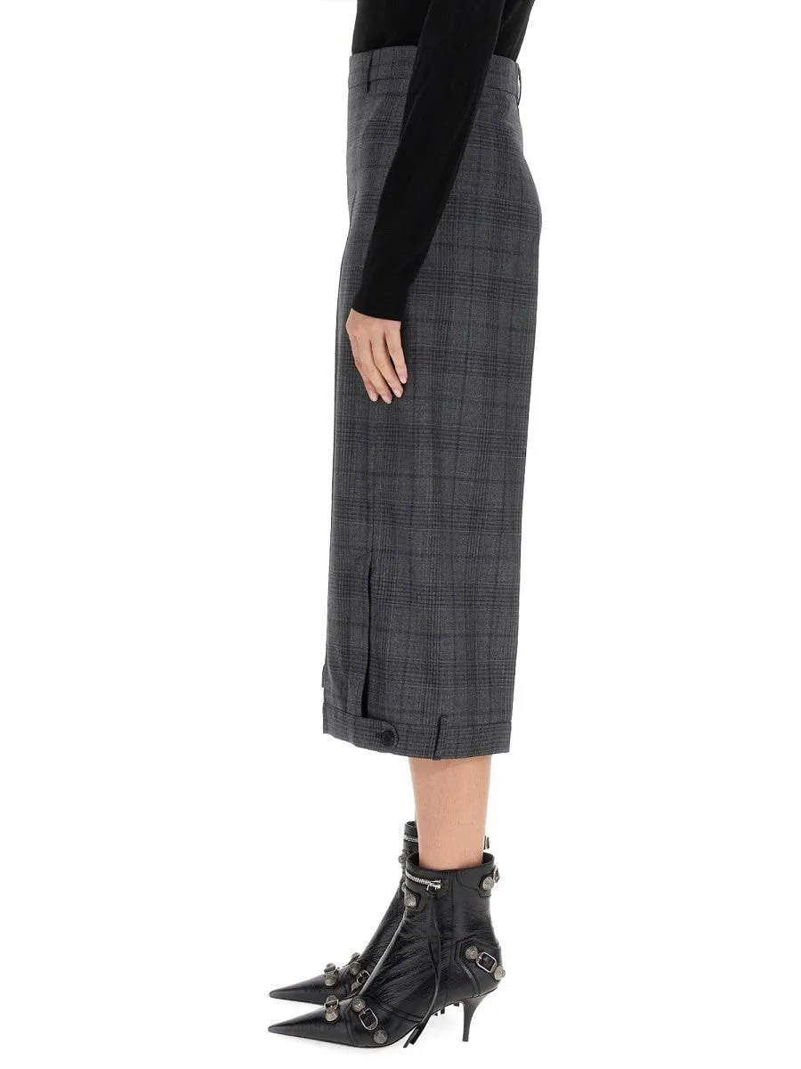 Balenciaga DECONSTRUCTED SHORTS sold by Siebentaschen product image thumbnail 4