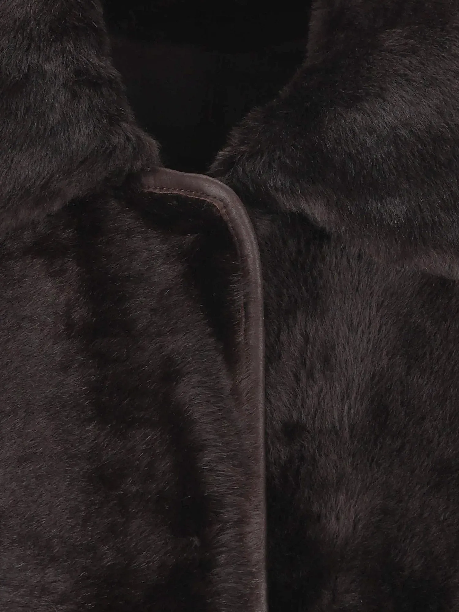Max Mara Pirenei reversible sheepskin coat sold by Siebentaschen product image thumbnail 4