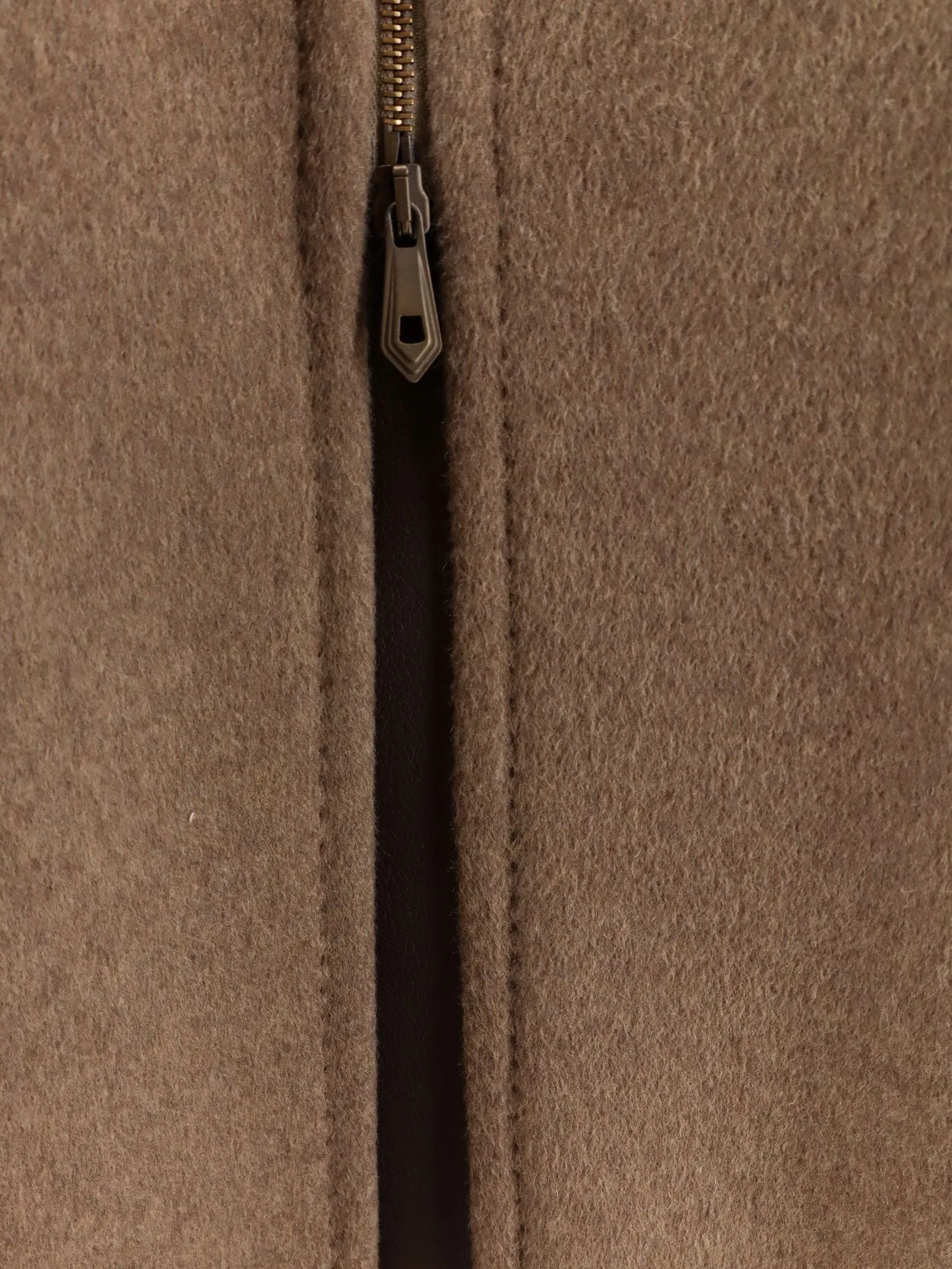 Max Mara Amour cashmere coat sold by Siebentaschen product image thumbnail 3