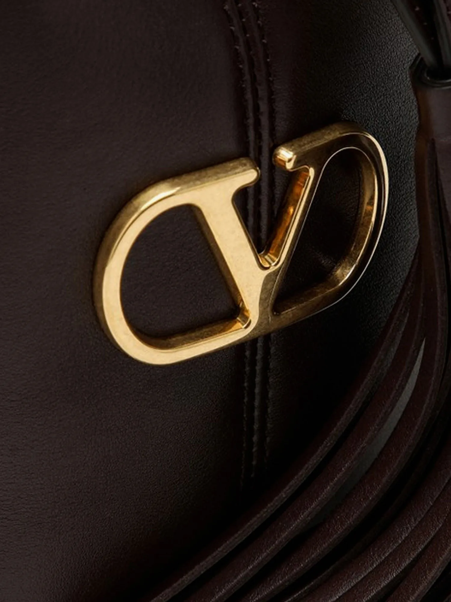 Valentino Garavani So Seau leather bucket bag sold by Siebentaschen product image thumbnail 4