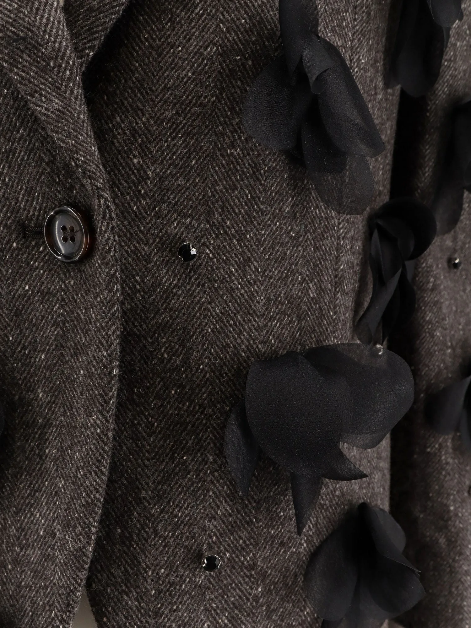 STELLA MAXWELL X MARELLA Wool blend blazer with rhinestones and flower patch sold by Siebentaschen product image thumbnail 3