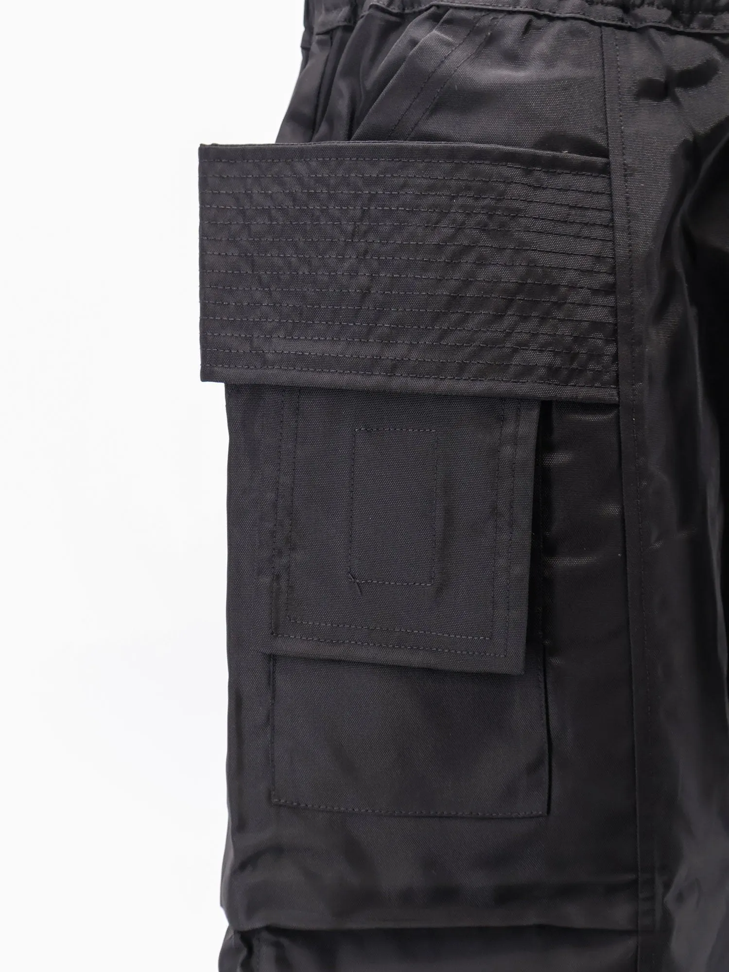 Drkshdw Creatch Cargo Pods recycled nylon shorts sold by Siebentaschen product image thumbnail 3