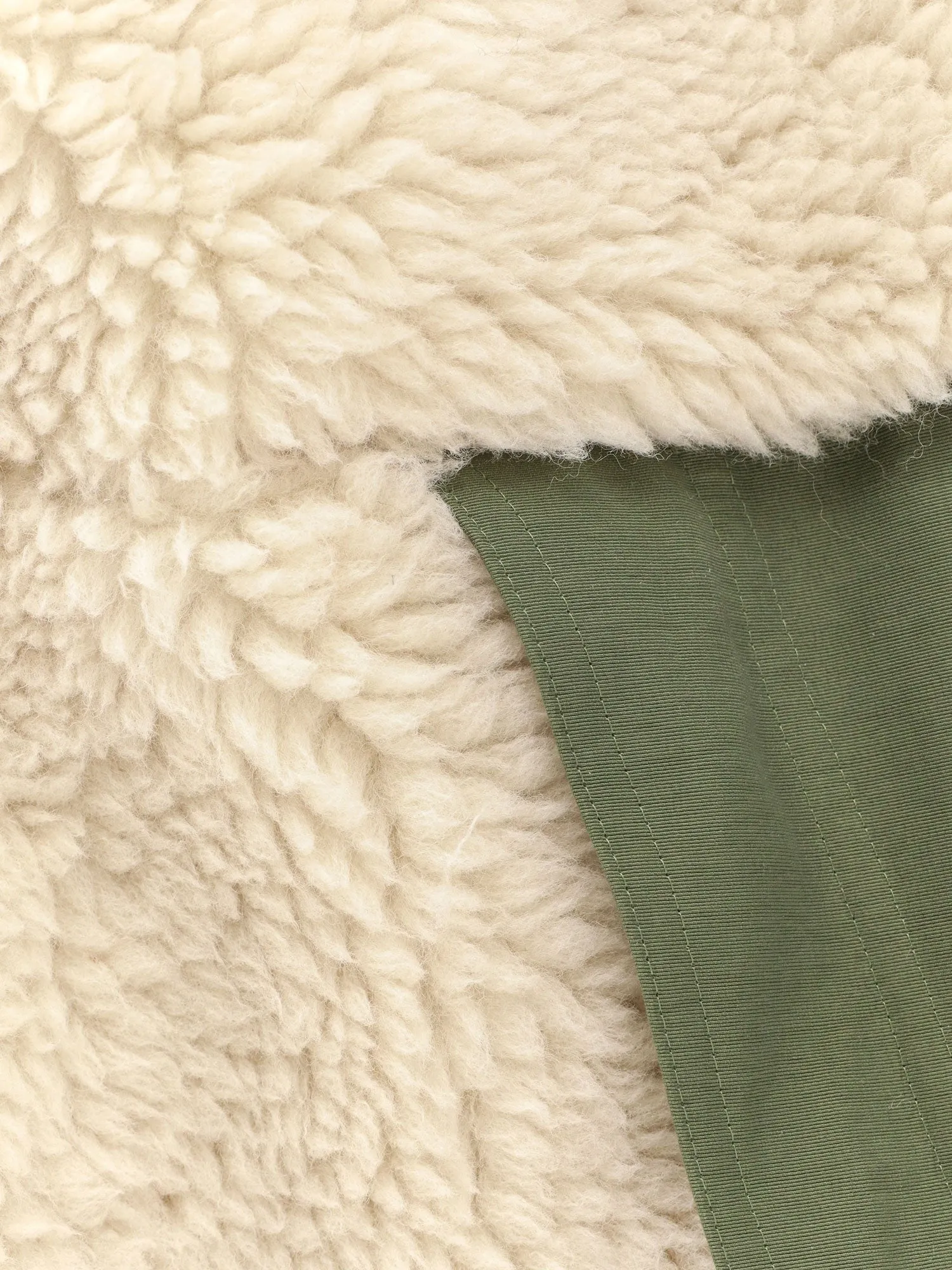 SACAI Eco shearling and nylon jacket sold by Siebentaschen product image thumbnail 3