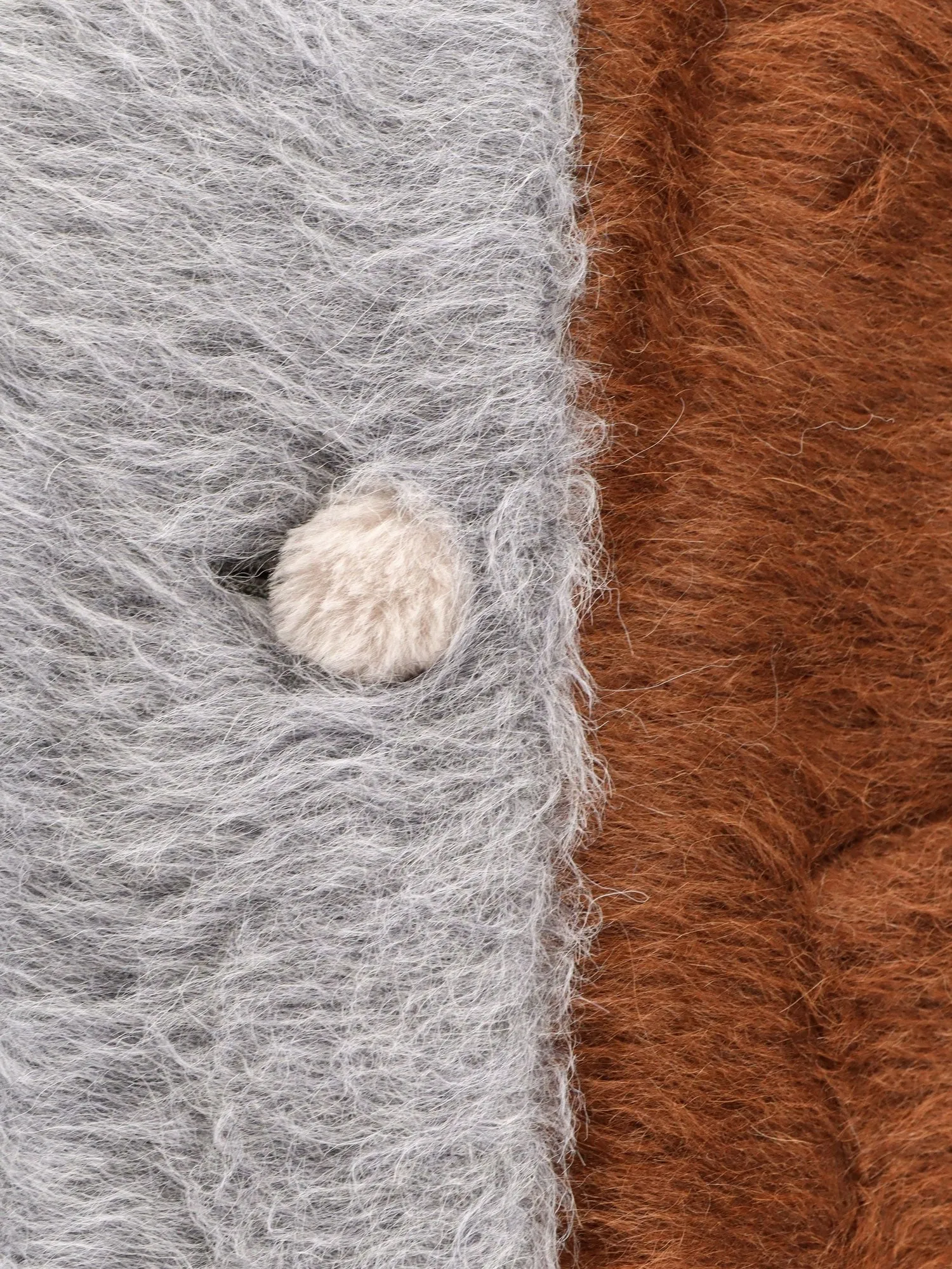 Fendi Alpaca and wool double-breasted coat sold by Siebentaschen product image thumbnail 3
