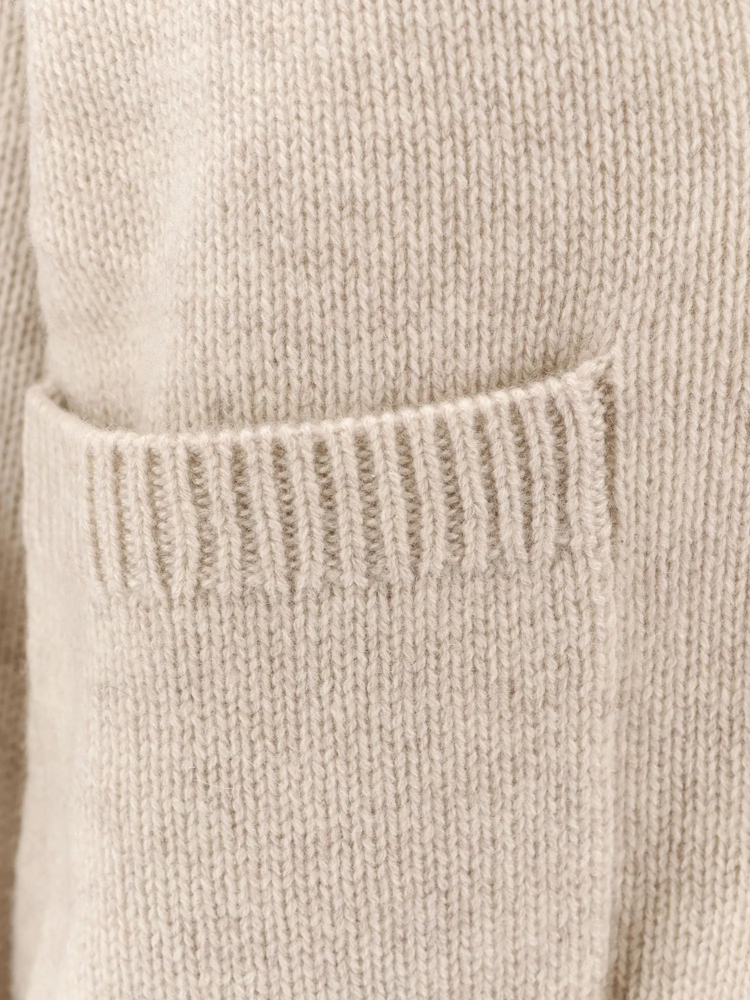 LISA YANG Danni cashmere cardigan sold by Siebentaschen product image thumbnail 3