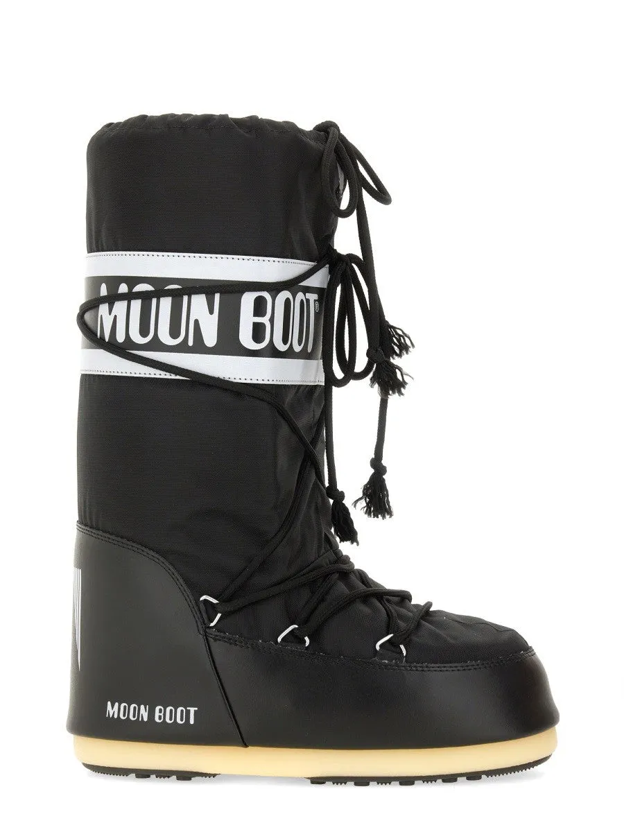 Moon Boot "ICON" BOOT sold by Siebentaschen