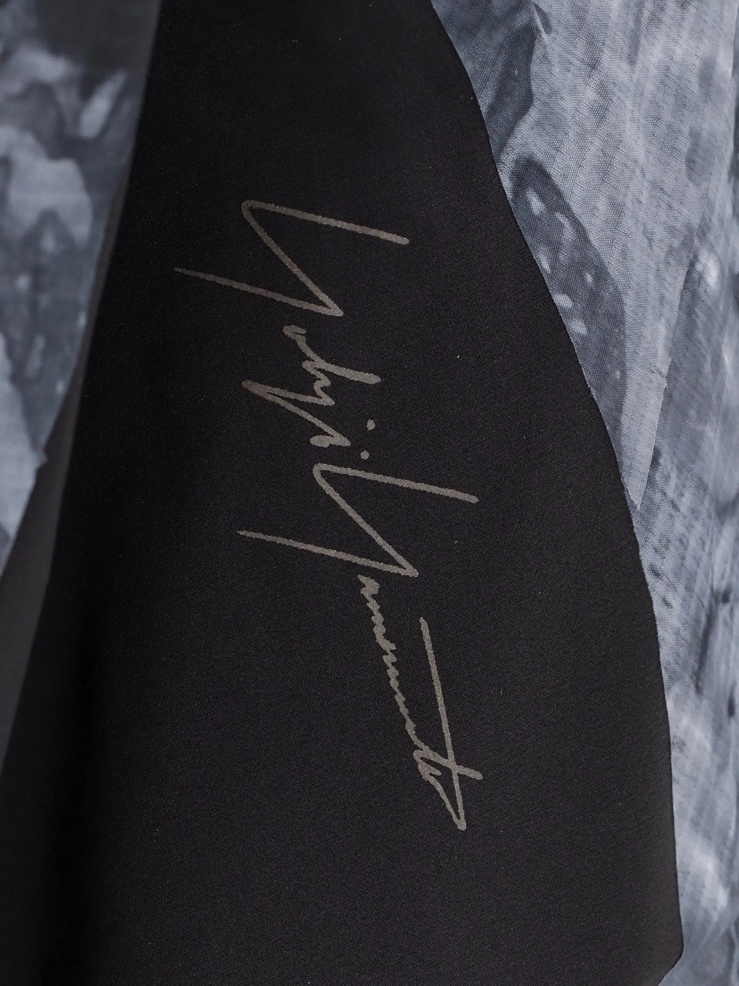 ADIDAS Y-3 Run nylon jacket sold by Siebentaschen product image thumbnail 3