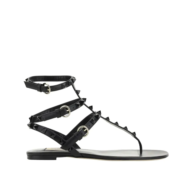 Valentino Garavani Rockstud Flip-Flop Sandlas sold by Siebentaschen