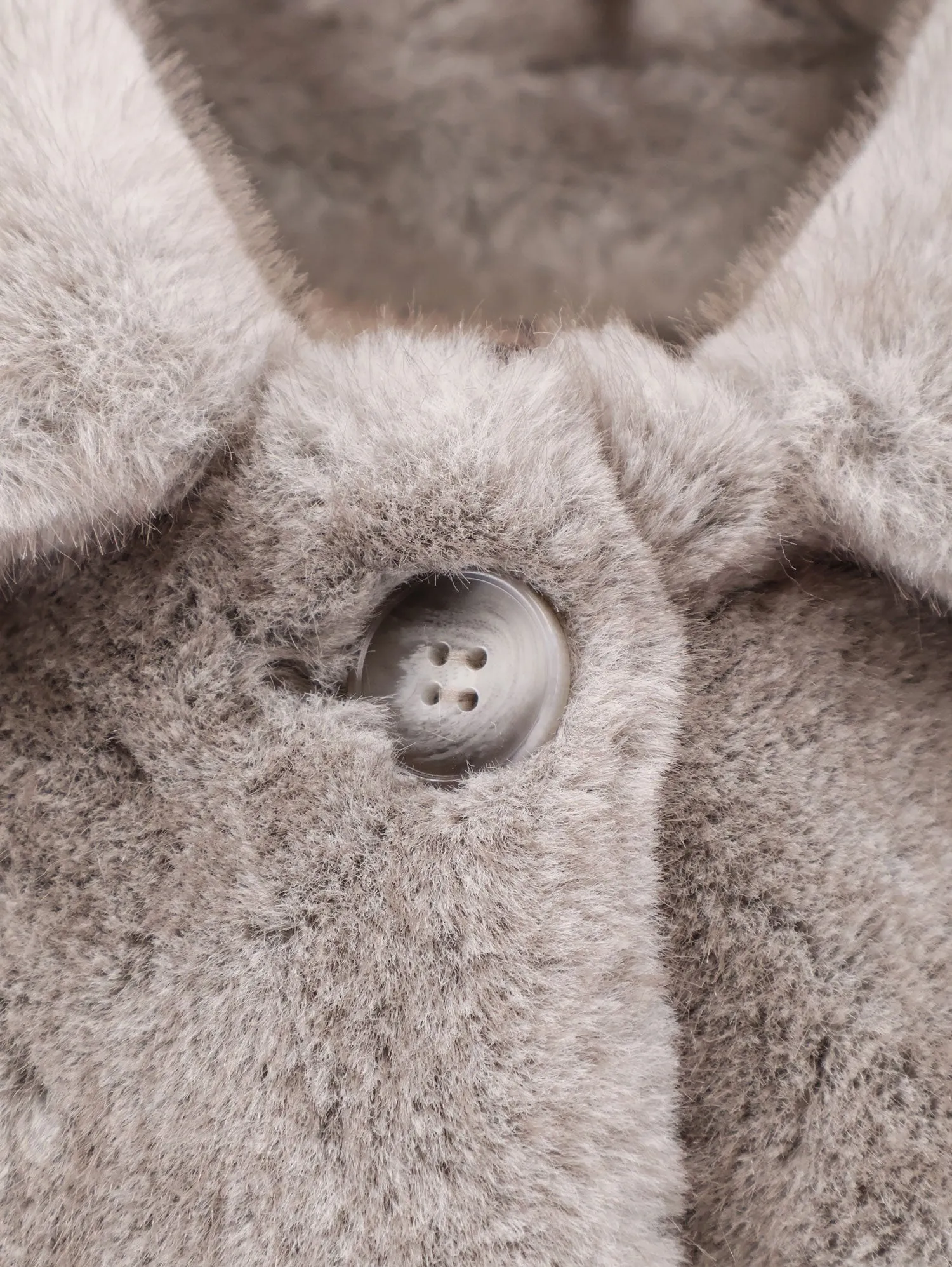 VALENTINI 1972 Faux fur jacket sold by Siebentaschen product image thumbnail 3