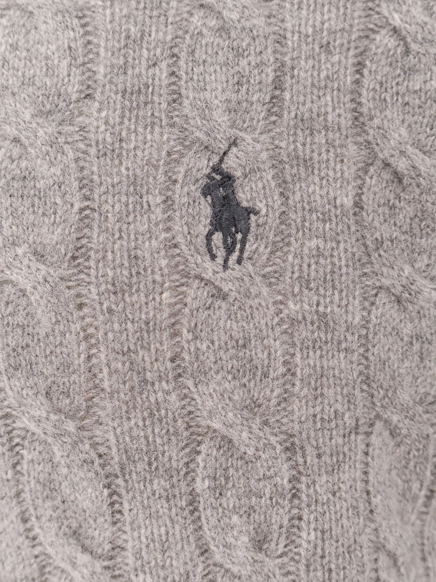 Polo Ralph Lauren Wool an cashmere cable knit sweater sold by Siebentaschen product image thumbnail 3