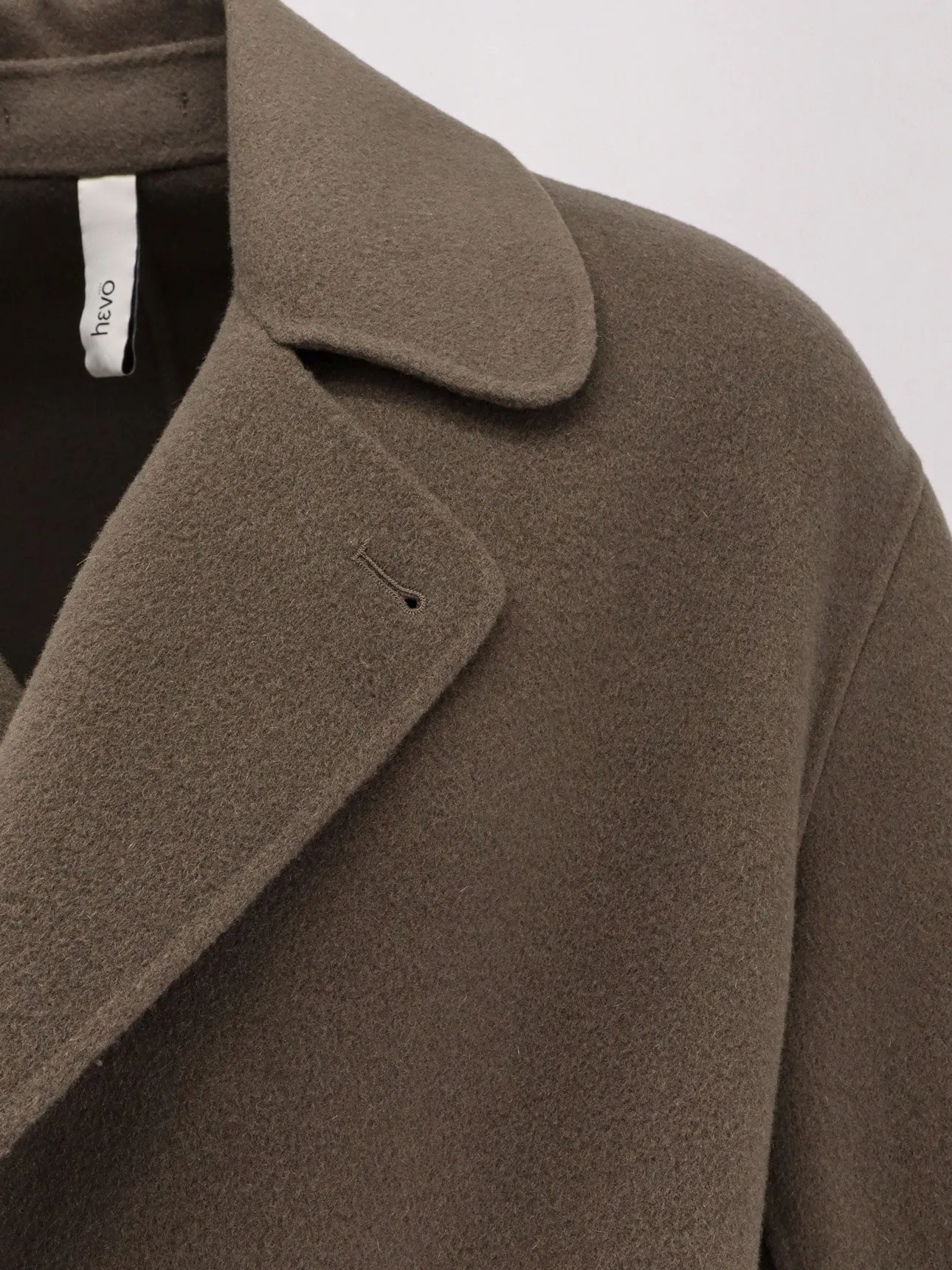 Hevo Galesano wool coat sold by Siebentaschen product image thumbnail 3