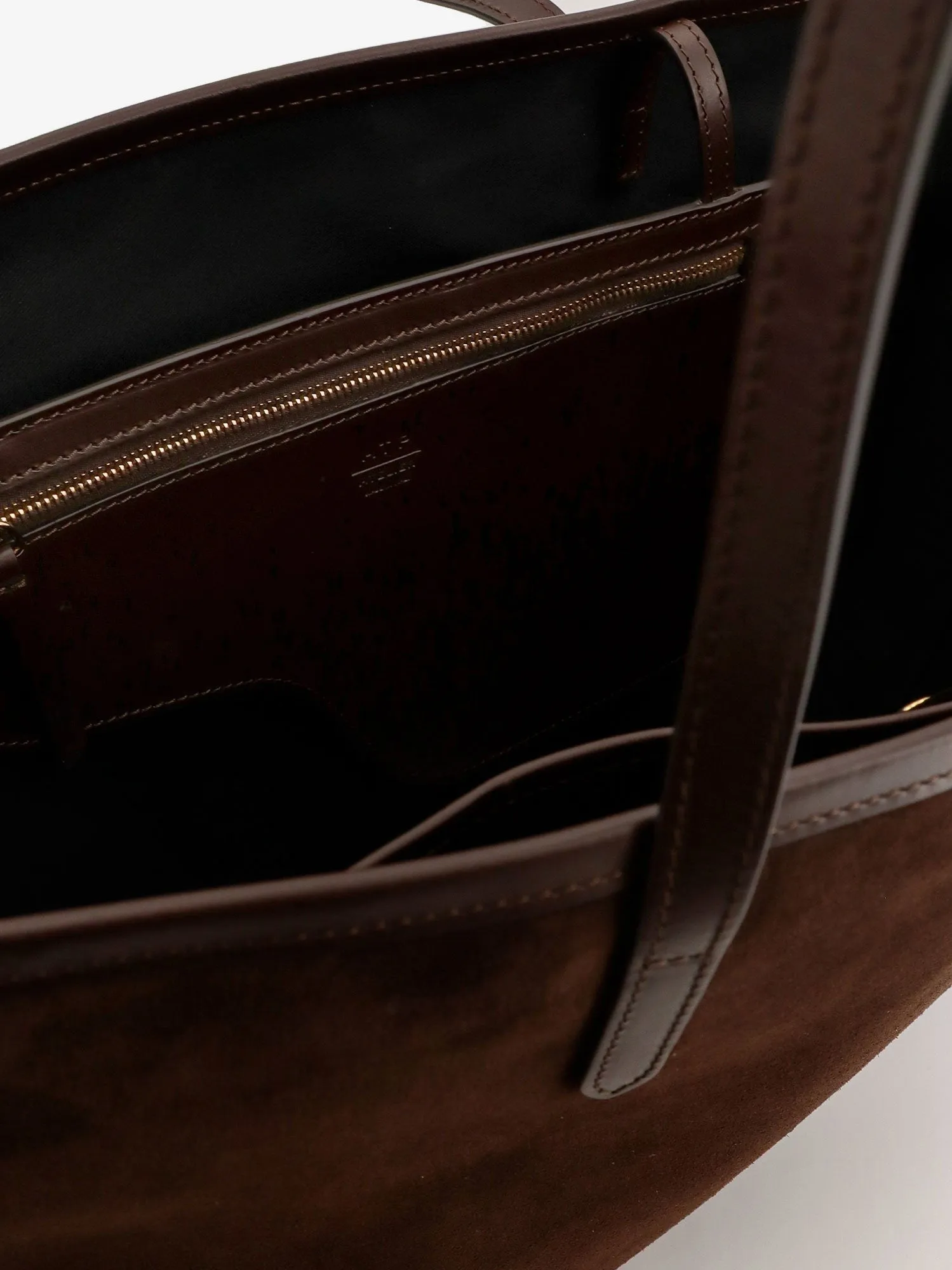 ATP ATELIER Eraclea suede shoulder bag sold by Siebentaschen product image thumbnail 4