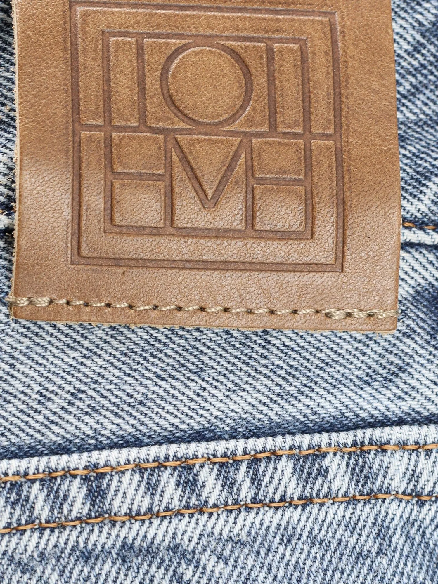 TOTEME Low Straight Denim jeans sold by Siebentaschen product image thumbnail 3