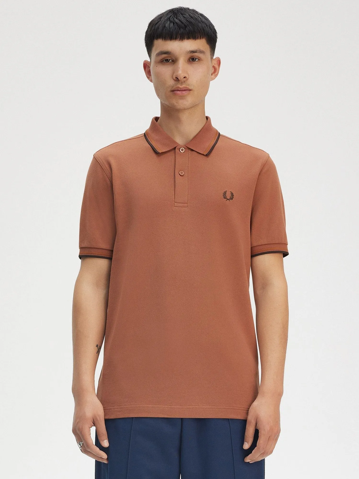 FRED PERRY Classic polo shirt with logo embroidery sold by Siebentaschen product image thumbnail 2