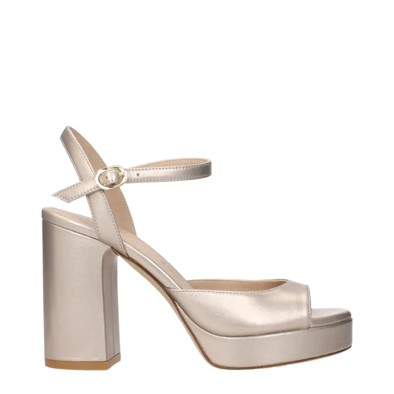 Stuart Weitzman Beige Leather Platform Sandals sold by Siebentaschen