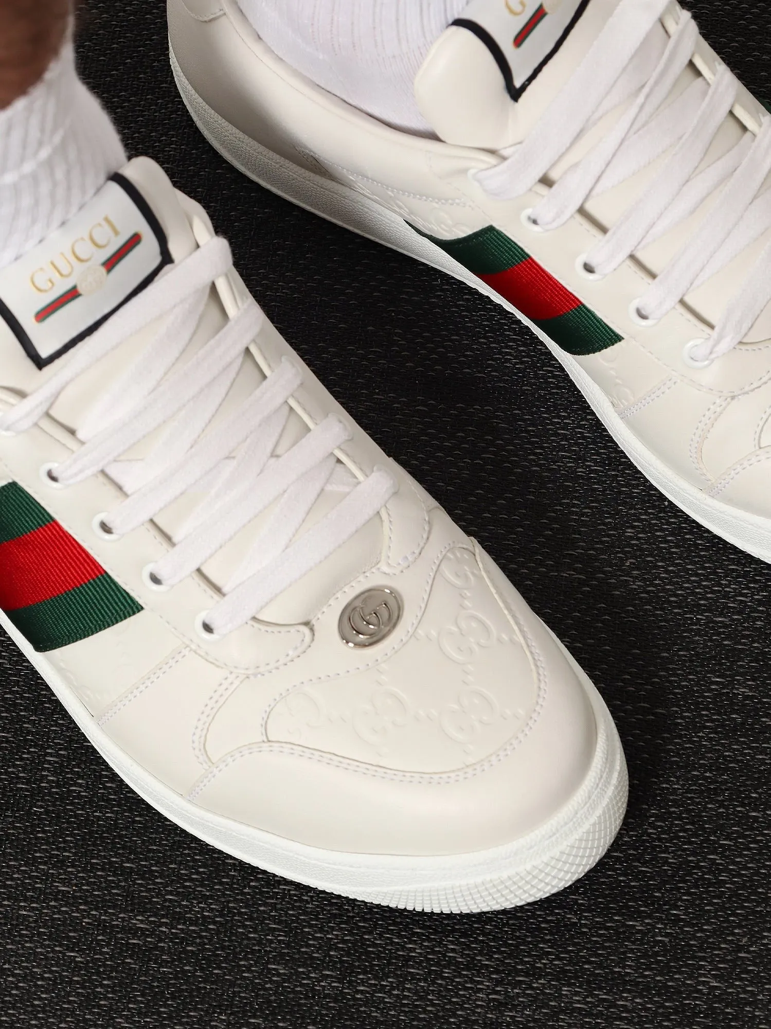 Gucci Screener low-top leather sneakers sold by Siebentaschen product image thumbnail 2