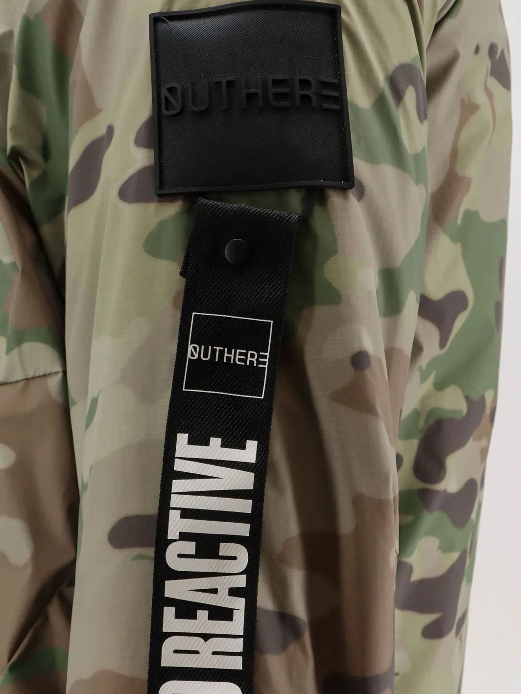 OUTHERE Aloy nylon down jacket sold by Siebentaschen product image thumbnail 3