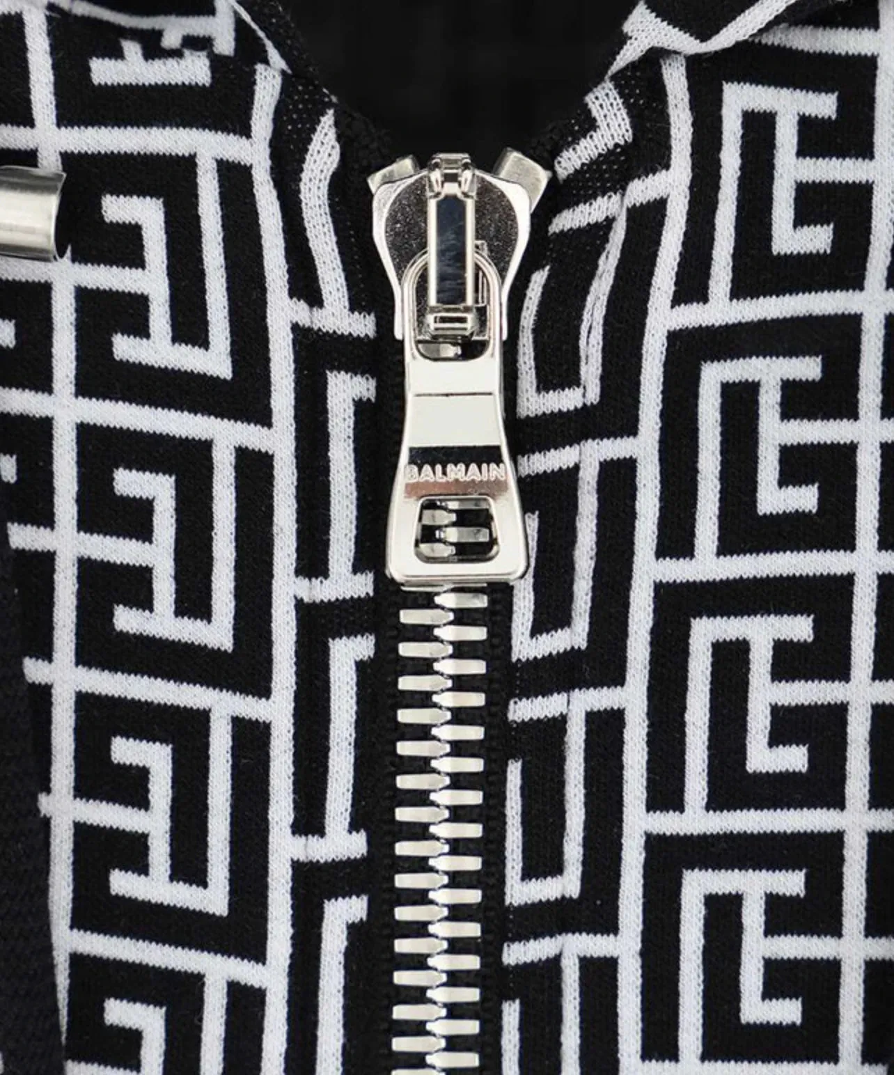 Balmain Sweatshirts Black Man sold by Siebentaschen product image thumbnail 3