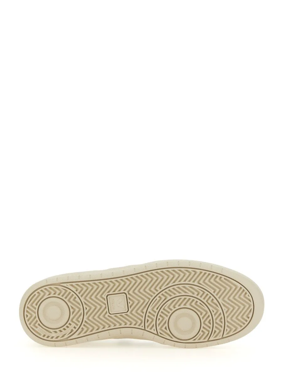 Veja SNEAKER "V-90" sold by Siebentaschen product image thumbnail 3